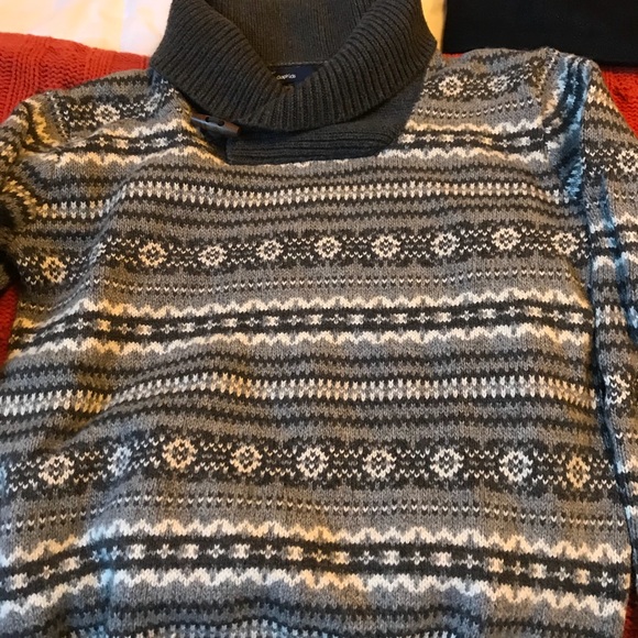 Boys gap sweater. - Picture 4 of 4